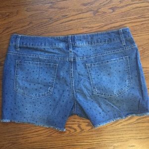 Faded Glory Shorts - Women’s size 12 shorts. Faded Glory Shorts - Women’s size 12 shorts.